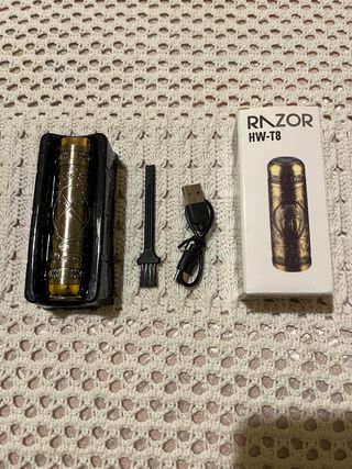 Aparador de barba de bolso