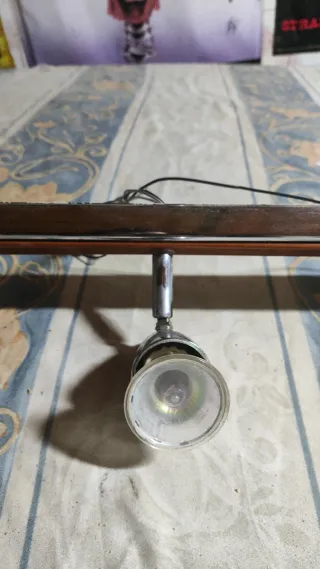 Lámpara 3 focos madera y metal