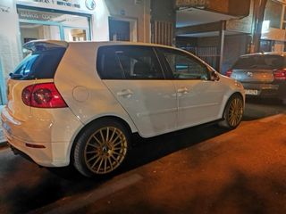 Volkswagen Golf V