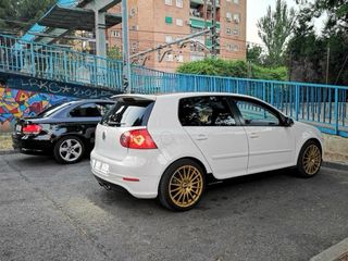 Volkswagen Golf V