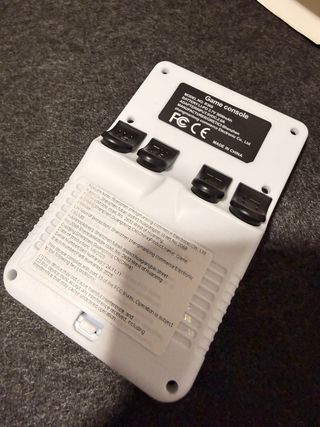 Consola R36s 128GB Blanca sin usar.