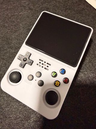 Consola R36s 128GB Blanca sin usar.