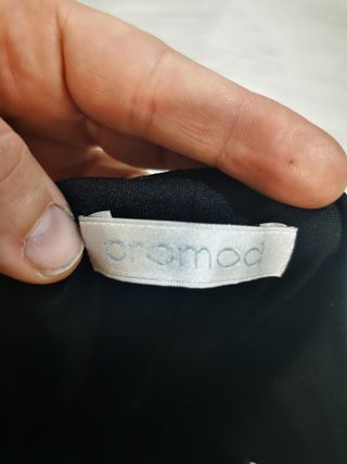 Vestido negro con volantes T. L