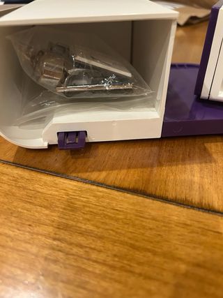 Máquina de coser Alfa Next 40 con accesorios