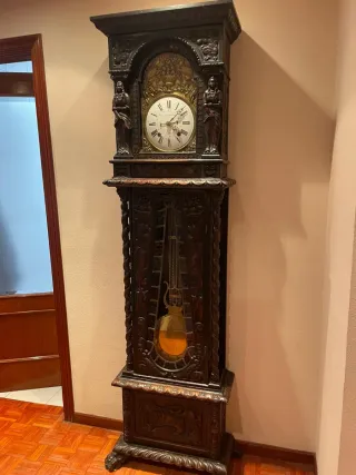 MUEBLES ANTIGUOS TALLADOS