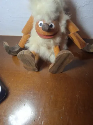 Muñeco antiguo madera