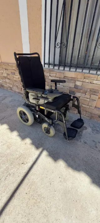 Silla de ruedas eléctrica