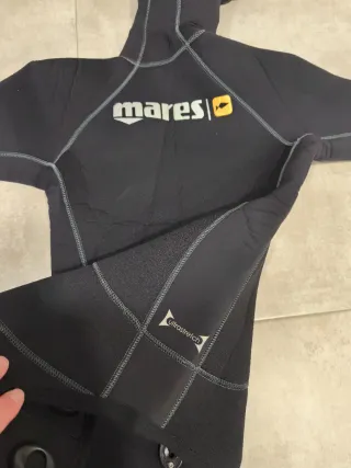 Traje de neopreno con capucha Mares Extrem 55