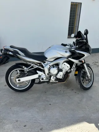 Yamaha FZ6 Fazer Manual Naked