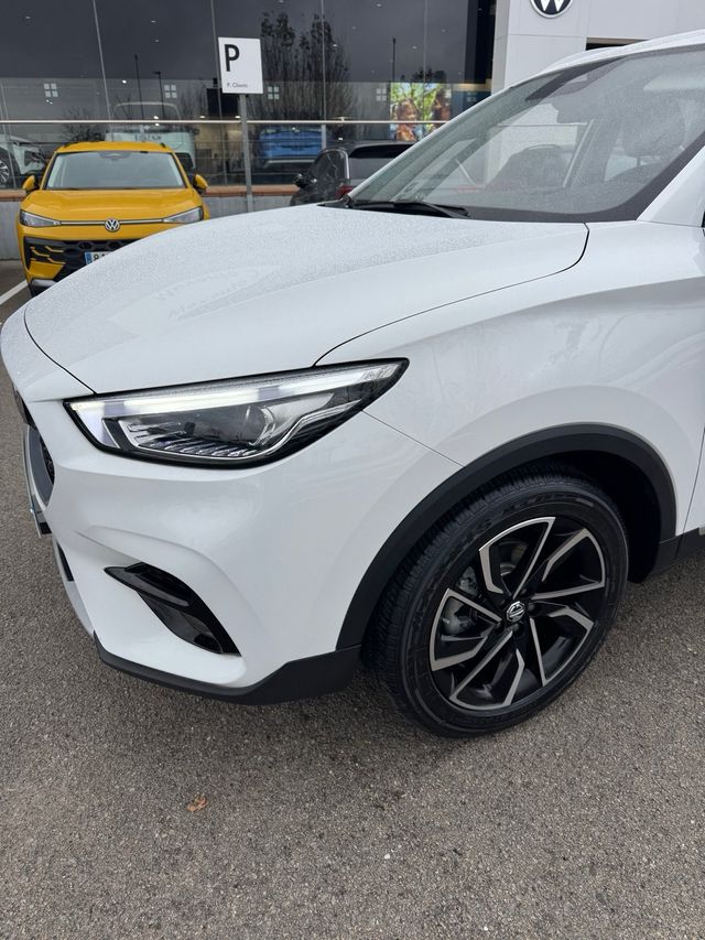 MG ZS 1.5VTi-Tech Luxury 106cv