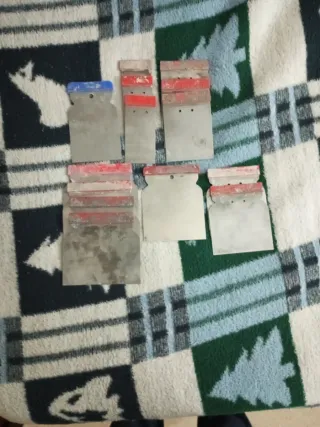 Lote de 14 espátulas para masilla