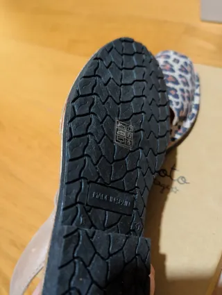 Sandalias Tocoto Vintage Animal Print