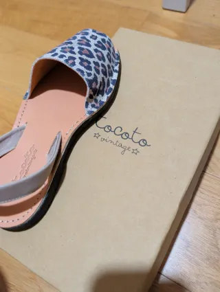 Sandalias Tocoto Vintage Animal Print