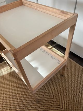 Cambiador de bebé de madera marca Ikea en perfecto