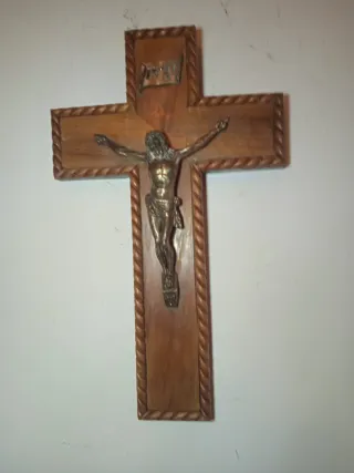 Antiguo Crucifijo Madera y Metal