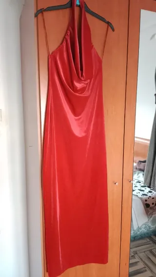 Vestido rojo fuego