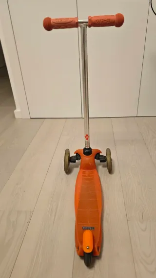 Patinete Mini Micro con luces LED