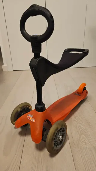 Patinete Mini Micro con luces LED