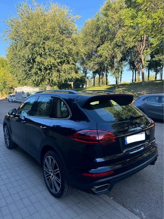 Porsche Cayenne 2016