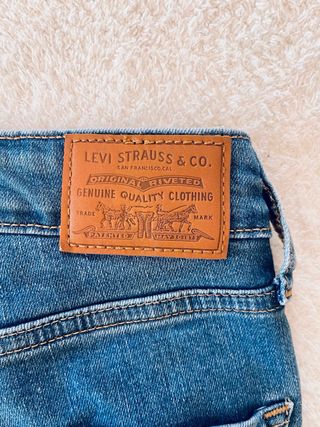 Levi's 721 High Rise Skinny W26 L28