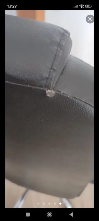 Silla de escritorio negra con ruedas