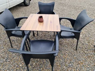 Mesa y 4 Sillas Terraza