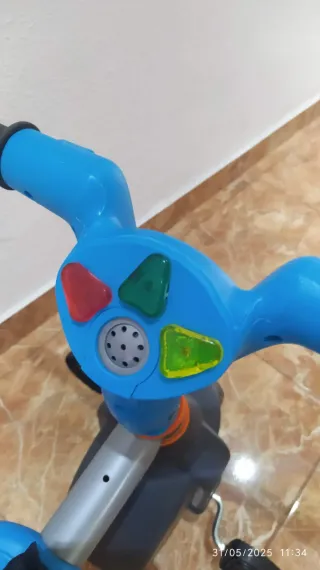 Bici Triciclo infantil feber con toldo y cesta