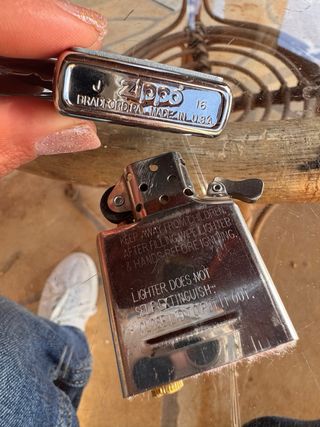 Zippo Armor High Polish Chrome Edición Relieve