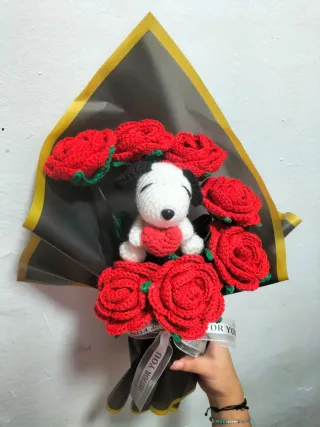 Ramo de rosas + Snoopy