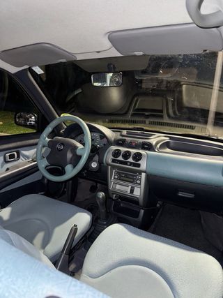Nissan Micra del 2002 en buen estado