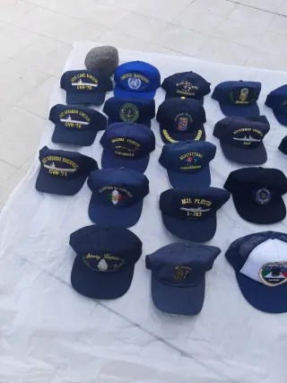 Berretti Militari Vari - Marina, Esercito, ecc.