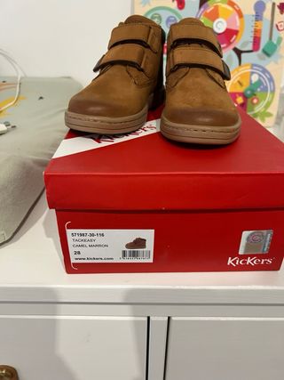 Botas Kickers niño talla 28