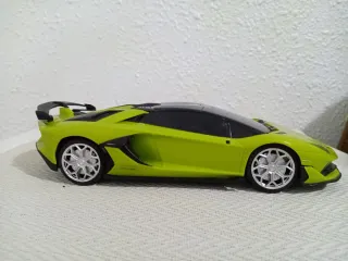 Coche radiocontrol Lamborghini Aventador SVJ