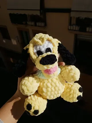 Peluche Pluto Crochet Hecho a Mano