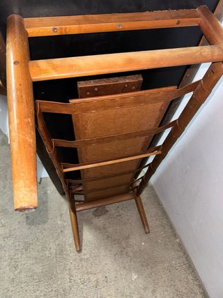 Mesa nórdica de madera