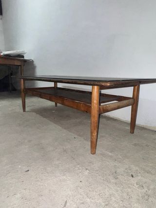 Mesa nórdica de madera