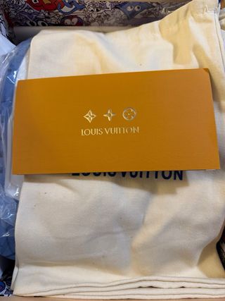 Tênis Louis Vuitton Azul e Branco
