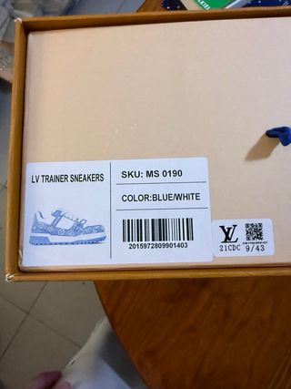 Tênis Louis Vuitton Azul e Branco