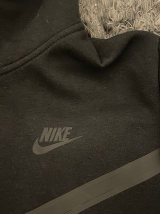 Conjunto Nike Tech Fleece Negro