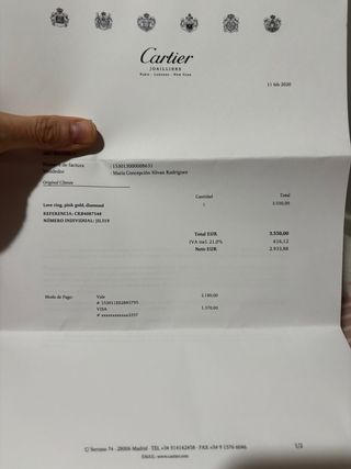 Anillo Cartier Love 3 diamantes oro rosa.