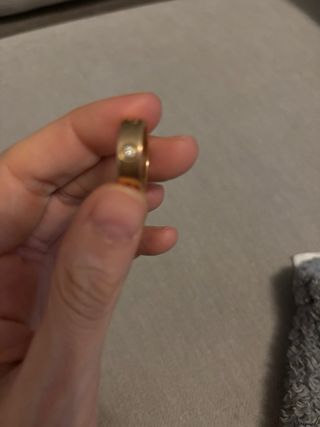 Anillo Cartier Love 3 diamantes oro rosa.