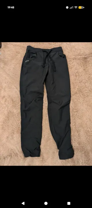 Pantalón trekking negro