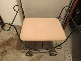 Diván de forja beige y verde