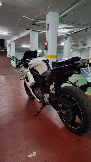 Hyosung GT650R limitada SOLO en papeles