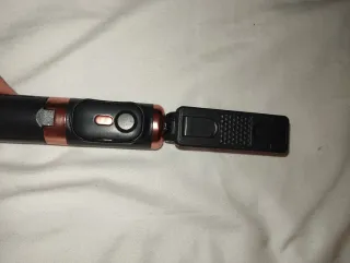 Trípode selfie con mando Bluetooth