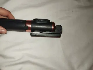 Trípode selfie con mando Bluetooth