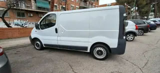 Opel Vivaro 2006