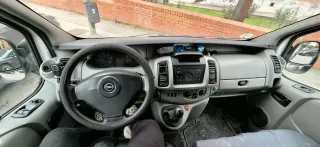 Opel Vivaro 2006