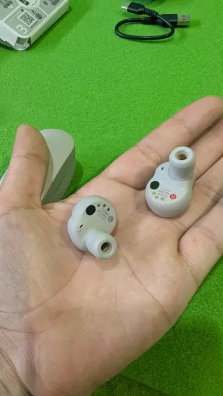 Sony WF1000XM4 Auriculares