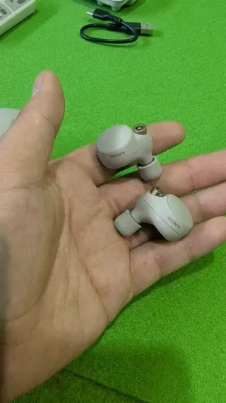 Sony WF1000XM4 Auriculares